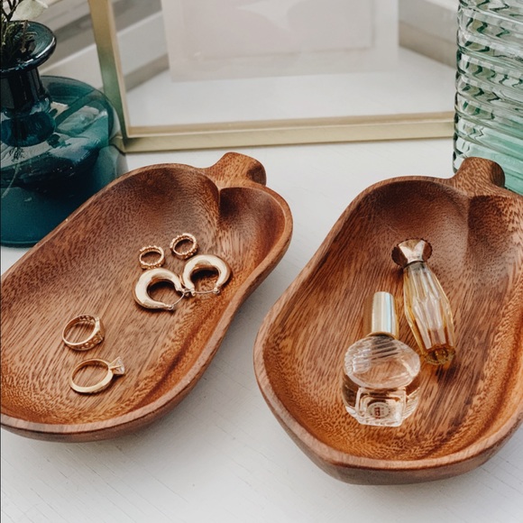 Set of 2 Vintage Monkey Pod Wooden Bowls - Picture 2 of 9